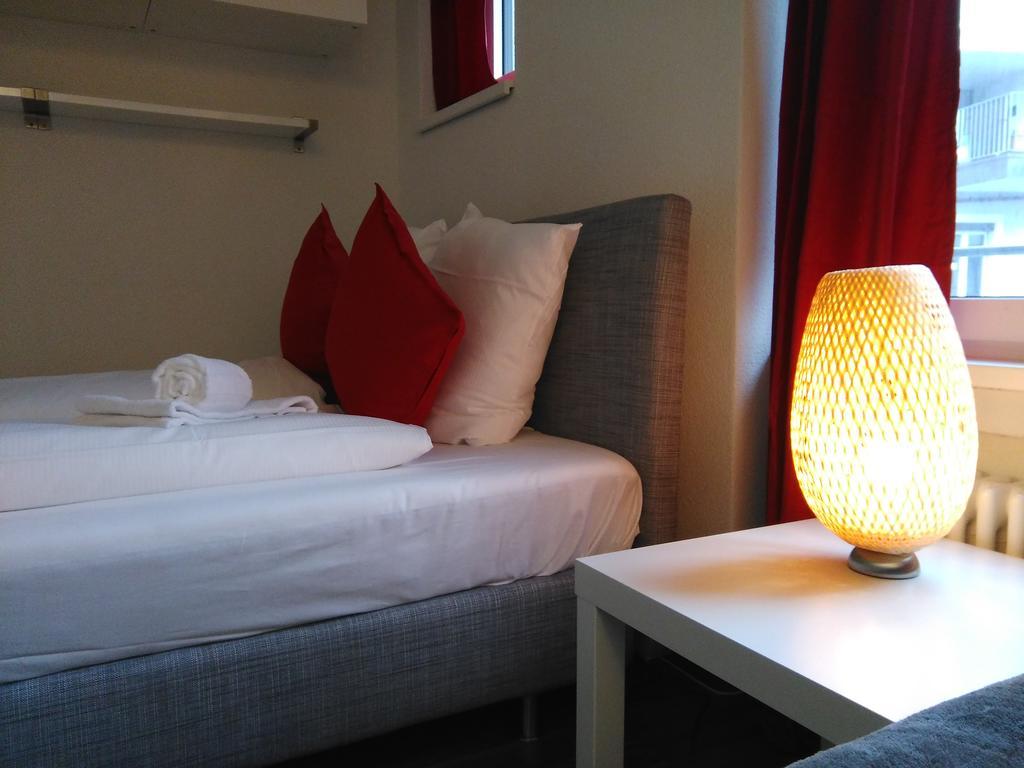 Inside Five 4*