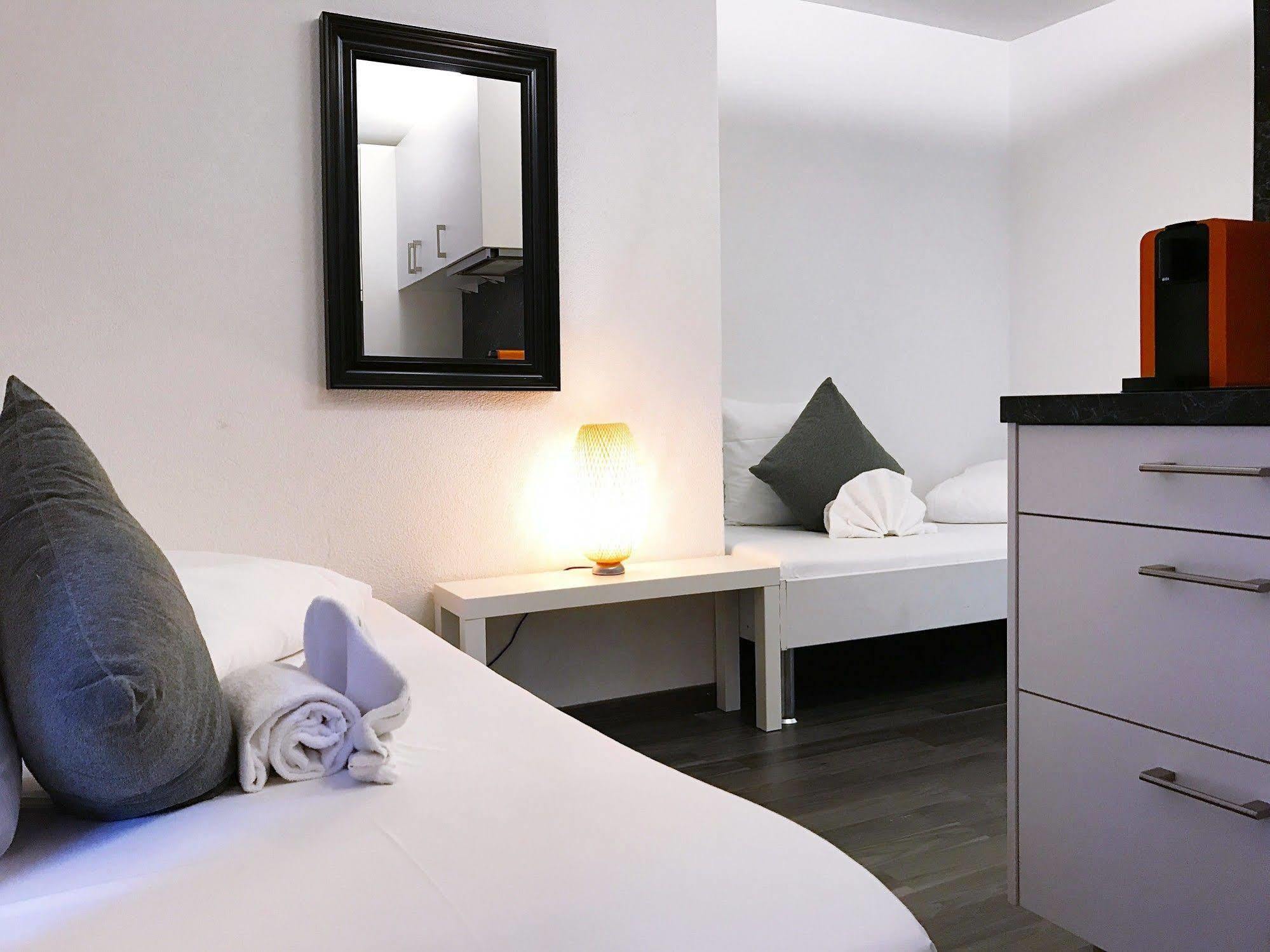 Inside Five Aparthotel Zurich